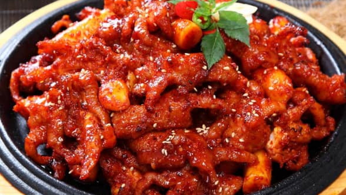 makanan yang dilarang dikonsumsi ibu menyusui