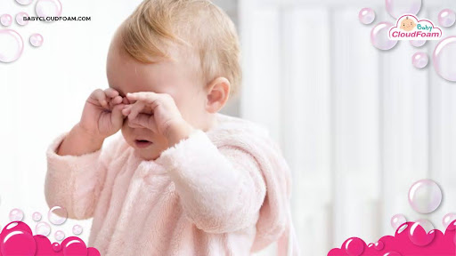 Cara mengobati mata bayi berair