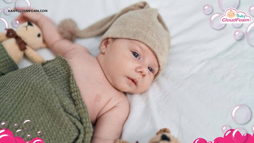 Bayi tidur pakai selimut