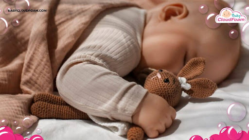 Benjolan di belakang telinga bayi