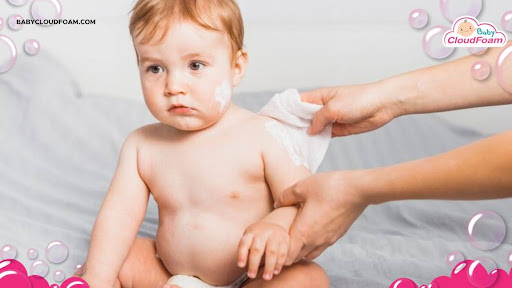 Perlengkapan mandi bayi