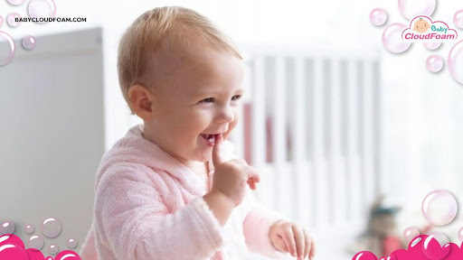 Bayi muntah menyembur