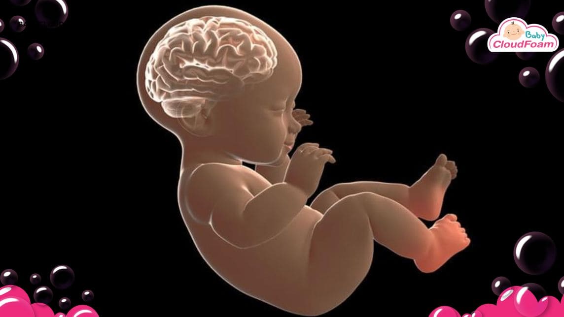 kenapa bayi tertawa sendiri